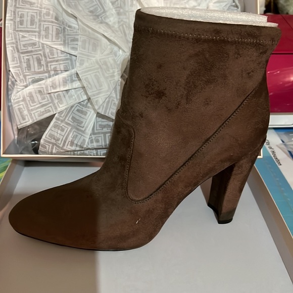 Ivanka Trump “Sharon”Suede Booties - Picture 4 of 5